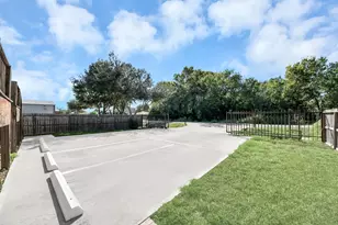 5113 Rue St, Houston, TX 77033 - Photo 4