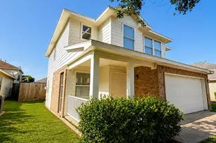 3910 Wimberley Hollow Ln, Houston, TX 77053 - Photo 1