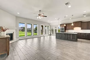 6914 Red Oak Dr, Katy, TX 77493 - Photo 10