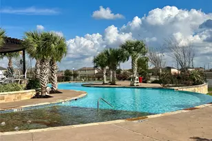 9438 Sky Blue Dr, Iowa Colony, TX 77583 - Photo 2