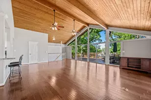 271 Jennings Ln, Livingston, TX 77351 - Photo 6