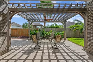 2314 Tobarra Ln, League City, TX 77573 - Photo 30