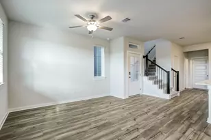 629 Seabreeze Dr, Kemah, TX 77565 - Photo 12