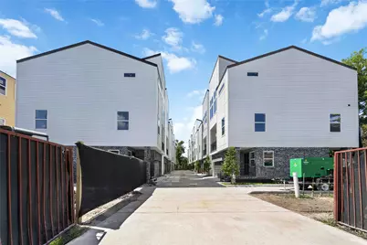 316 Walthall #D, Houston, TX 77022 - Photo 26