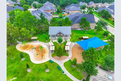 138 Meadow Grove Drive, Conroe, TX 77384 - Photo 6