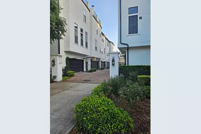 411 W 17th Street #B, Houston, TX 77008 - Photo 4