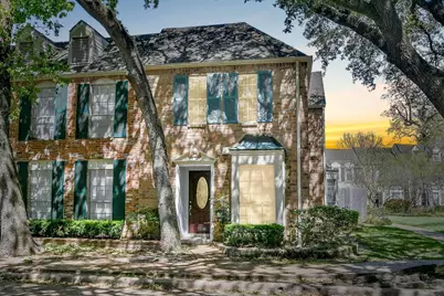 13240 Trail Hollow Drive #3240, Houston, TX 77079 - Photo 4