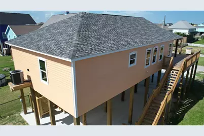 865 Palmetto Drive, Crystal Beach, TX 77650 - Photo 14