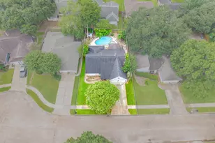 14015 Susan Ct, Sugar Land, TX 77498 - Photo 18