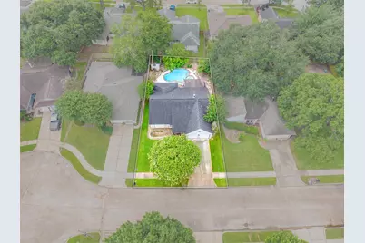 14015 Susan Court, Sugar Land, TX 77498 - Photo 18
