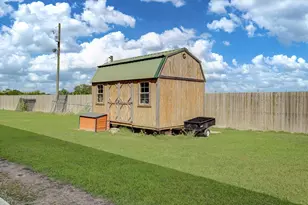 105 Baker Rd, Winnie, TX 77665 - Photo 32