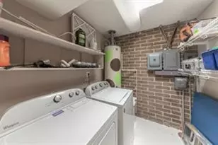 10211 Willowgrove Dr, Houston, TX 77035 - Photo 20