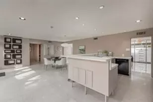 10211 Willowgrove Dr, Houston, TX 77035 - Photo 4