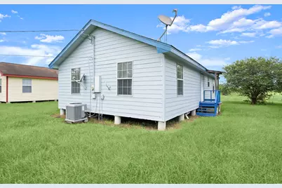 1935 1st Street, Hempstead, TX 77445 - Photo 2