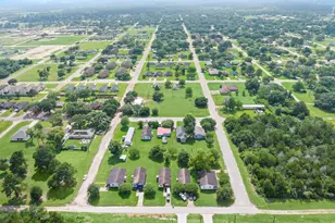 1935 1st St, Hempstead, TX 77445 - Photo 18