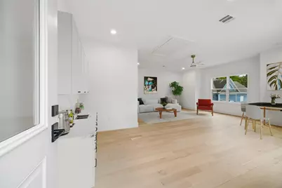 111 E 18th Street, Houston, TX 77008 - Photo 38
