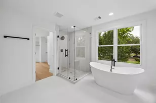 111 E 18th St, Houston, TX 77008 - Photo 20
