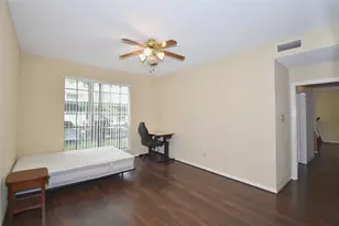 8055 Cambridge St, Houston, TX 77054 - Photo 14