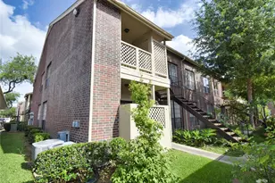 8055 Cambridge St, Houston, TX 77054 - Photo 2