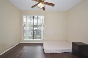 8055 Cambridge St, Houston, TX 77054 - Photo 18
