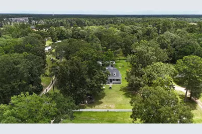 2118 Rolling Hills Road, Conroe, TX 77303 - Photo 38