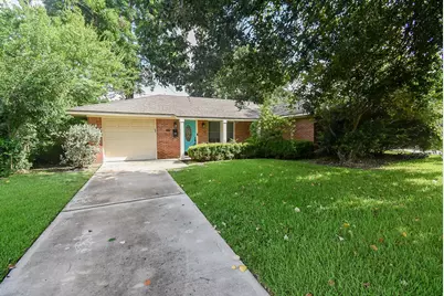 2210 Gardenia Drive, Houston, TX 77018 - Photo 1