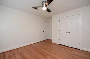 2210 Gardenia Dr, Houston, TX 77018 - Photo 10