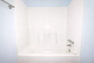 925 Clubside Dr, East Bernard, TX 77488 - Photo 8