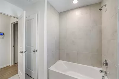 11928 Lakewood West Drive, Cypress, TX 77429 - Photo 18