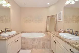 1106 W 18th St, Houston, TX 77008 - Photo 20