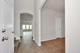 7926 Virginia Cypress Ct, Cypress, TX 77433 - Photo 2
