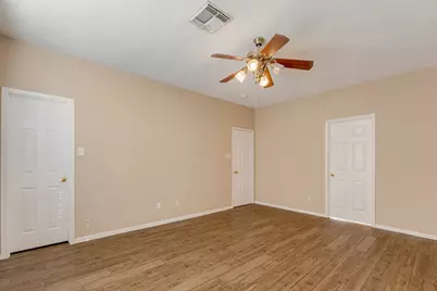 914 Chapwood Court, Spring, TX 77373 - Photo 8