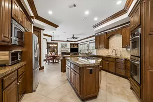 14339 Shadow Garden Ln, Houston, TX 77077 - Photo 12
