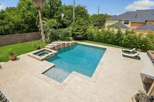 14339 Shadow Garden Ln, Houston, TX 77077 - Photo 2