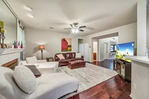 6702 Springcrest Dr, Sugar Land, TX 77479 - Photo 10