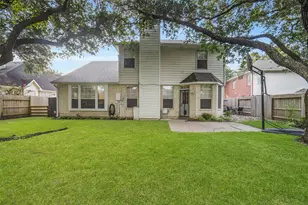 6702 Springcrest Dr, Sugar Land, TX 77479 - Photo 26