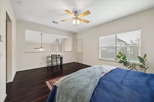 5218 Petty St, Houston, TX 77007 - Photo 16