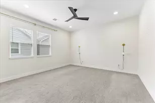 2204 Lou Ellen Ln, Houston, TX 77018 - Photo 26