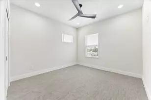 2204 Lou Ellen Ln, Houston, TX 77018 - Photo 30