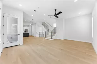 2204 Lou Ellen Ln, Houston, TX 77018 - Photo 24