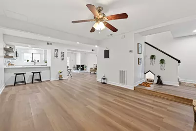 724 Country Place Drive #E, Houston, TX 77079 - Photo 1