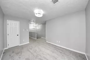 1105 E Kyle Rd, Clute, TX 77531 - Photo 22