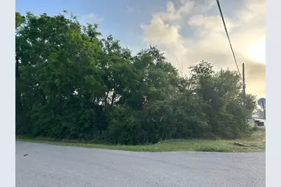 300 Block Fairfield, Shoreacres, TX 77571 - Photo 1