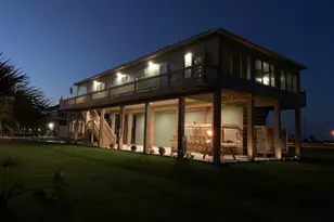 1150 Waterview Ln, Bolivar, TX 77650 - Photo 16