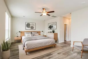 373 N Centro Cir, Shenandoah, TX 77385 - Photo 12