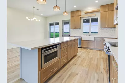 643 Chuckwagon Trail, Angleton, TX 77515 - Photo 16