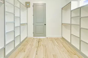 643 Chuckwagon Trail, Angleton, TX 77515 - Photo 24