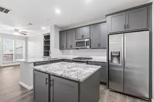 59 N Avonlea Cir, The Woodlands, TX 77382 - Photo 1