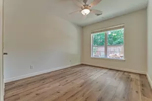 6 Millsap, The Woodlands, TX 77382 - Photo 24