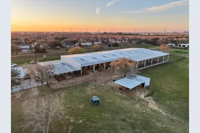 10431 N P Street, La Porte, TX 77571 - Photo 12